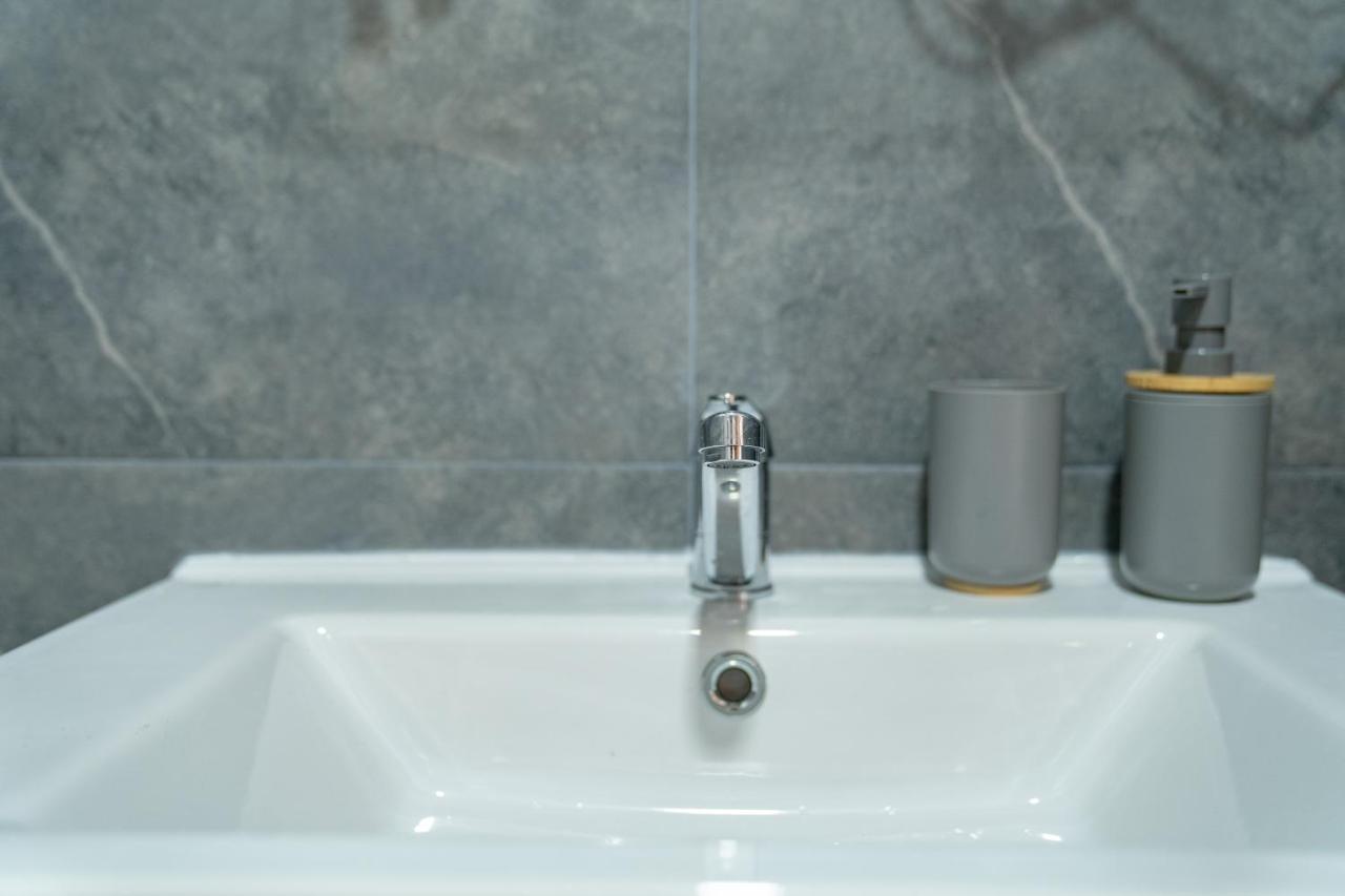 City Gate Apartment Ohrid Ngoại thất bức ảnh